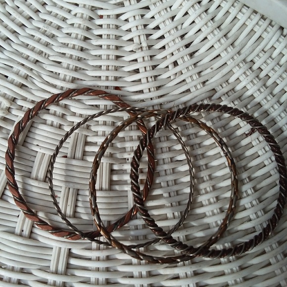Vintage copper bracelets set of 4 - Picture 2 of 4